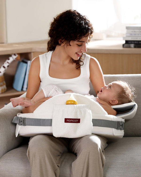 Cuscino per Allattamento in Memory Foam Momcozy